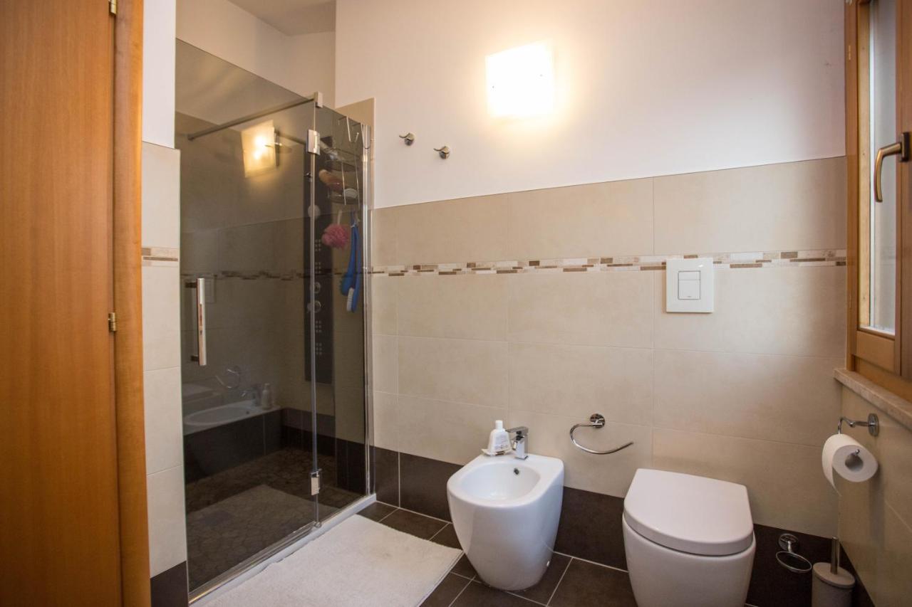 Casa Di Marco E Kaila Hotel Tavullia Bagian luar foto