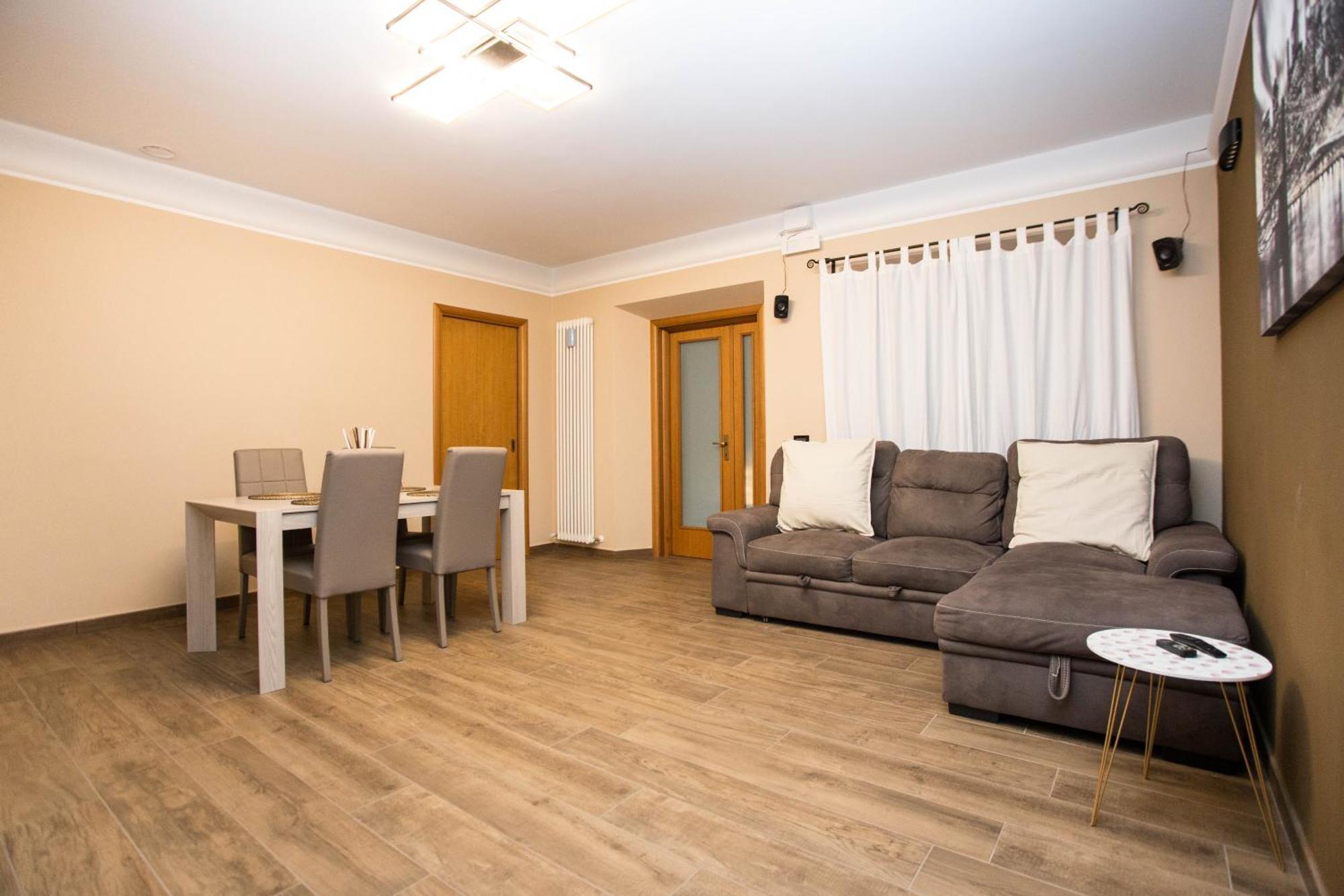 Casa Di Marco E Kaila Hotel Tavullia Bagian luar foto